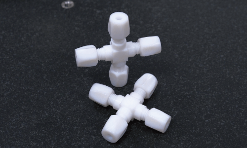 X-TYPE PTFE UNION